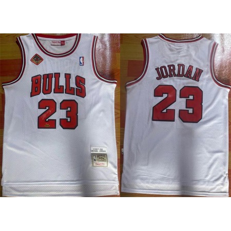 Men's Chicago Bulls #23 Michael Jordan White 1997-98 Stitched Jersey