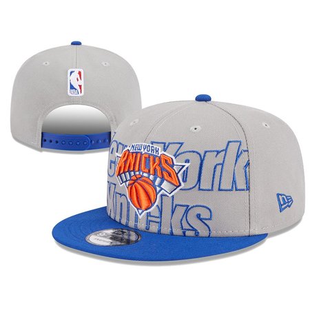 New York Knicks Snapback Hat